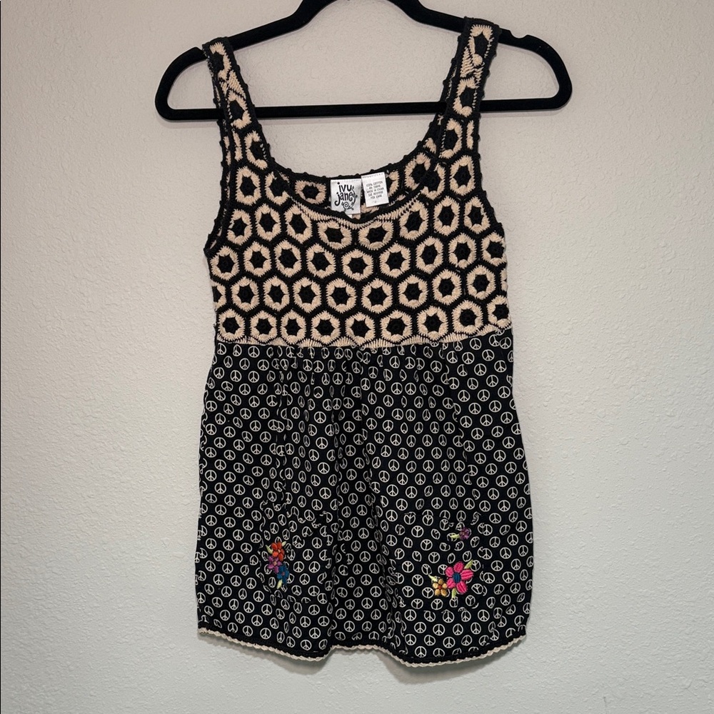 Ivy Jane boHo crocheted embroidered  Tunic Top